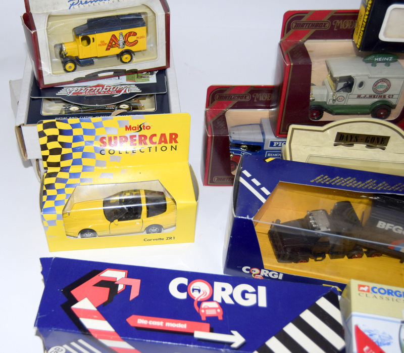 Box of Corgi, Yesteryear die cast vehicles boxed - Image 2 of 5