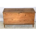Antique pine seaman's trunk / chest. 55 x 95 x 35cm