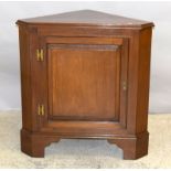 Mahogany corner unit. 82 x 82 x 48cm