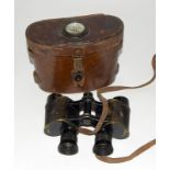 A pair of WW1 U.S. Army Signal Corps binoculars by Bausch & Lomb Optical. Serial No. EE 91300. In
