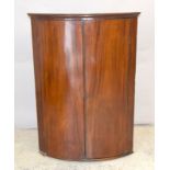 Georgian mahogany bow front corner cabinet 110 x 80 x 53cm