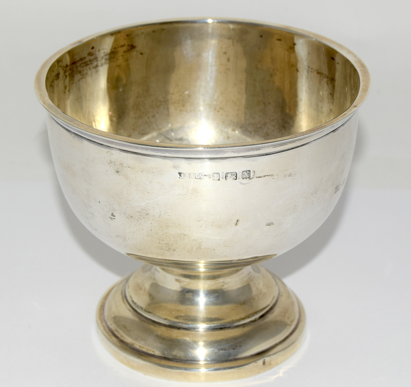 Silver Hallmarked Bowl. 10cm tall 158g - Image 4 of 9