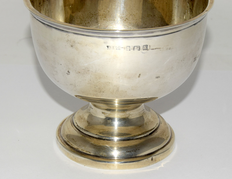 Silver Hallmarked Bowl. 10cm tall 158g - Image 3 of 9