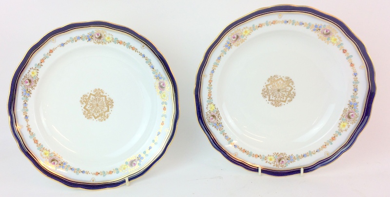 Meissen china items to include bowls - Image 2 of 5