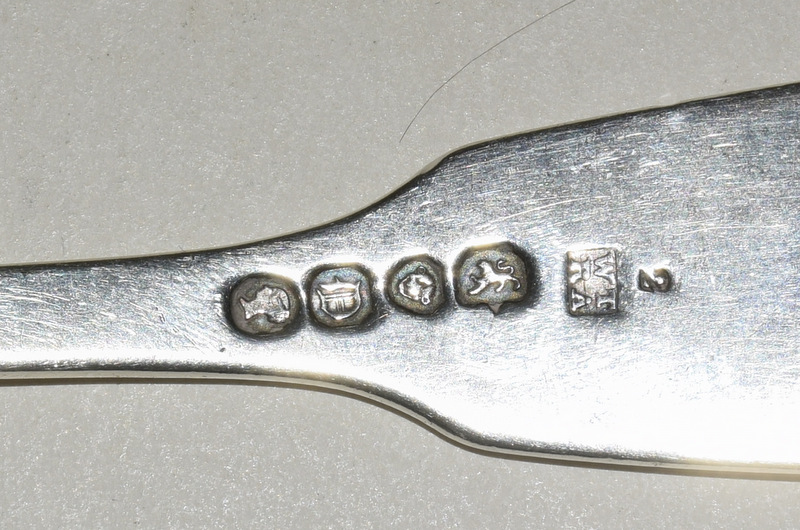 5 Georgian silver dessert spoons with stag head motif by John Henry Lias 1847 - Image 6 of 7