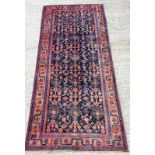 Hamedan carpet. 323 x 140 cm