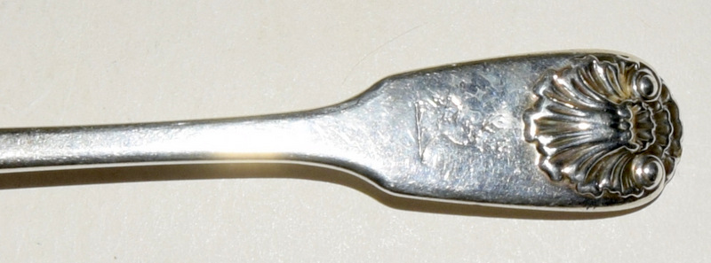 5 Georgian silver dessert spoons with stag head motif by John Henry Lias 1847 - Image 3 of 7