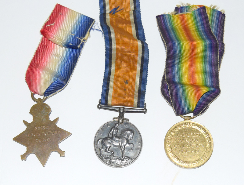 A WW1 medal trio named to 27533 Gunner HT Flack of the Royal Garrison Artillery - Image 3 of 4