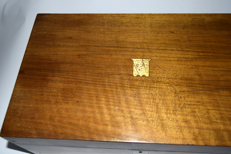 Walnut writing slope with one inkwell - Image 3 of 7