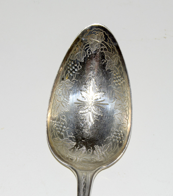 Pair of embossed serving spoons - Image 2 of 5