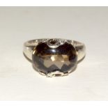 Silver fashion ring with quarts diamond cut stone size T