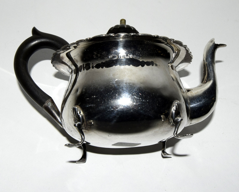 Small silver teapot - Image 5 of 5