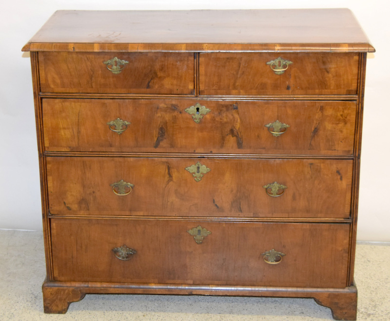 19th century 2/3 Chest of Drawers. 88 x 98 x 49cm