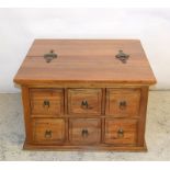 Wooden storage box / coffee table. 80 x 80 x 50cm