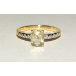 9ct gold Ladies Baguette cut diamond shoulder ring size S