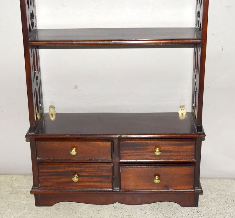 Mahogany bookshelf with 4 drawers. 109 x 52 x 17cm - Image 3 of 5