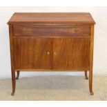 Sideboard with splade legs, one drawer and 3 cupboards