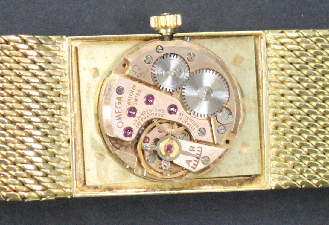 An Omega 18ct gold rectangular cased gentleman's bracelet wristwatch with a signed circular jewelled - Image 4 of 5
