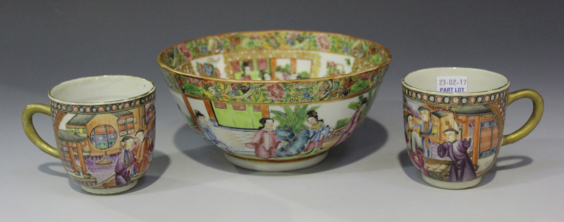 A Chinese Canton famille rose porcelain bowl, mid-19th century, the interior painted with figural