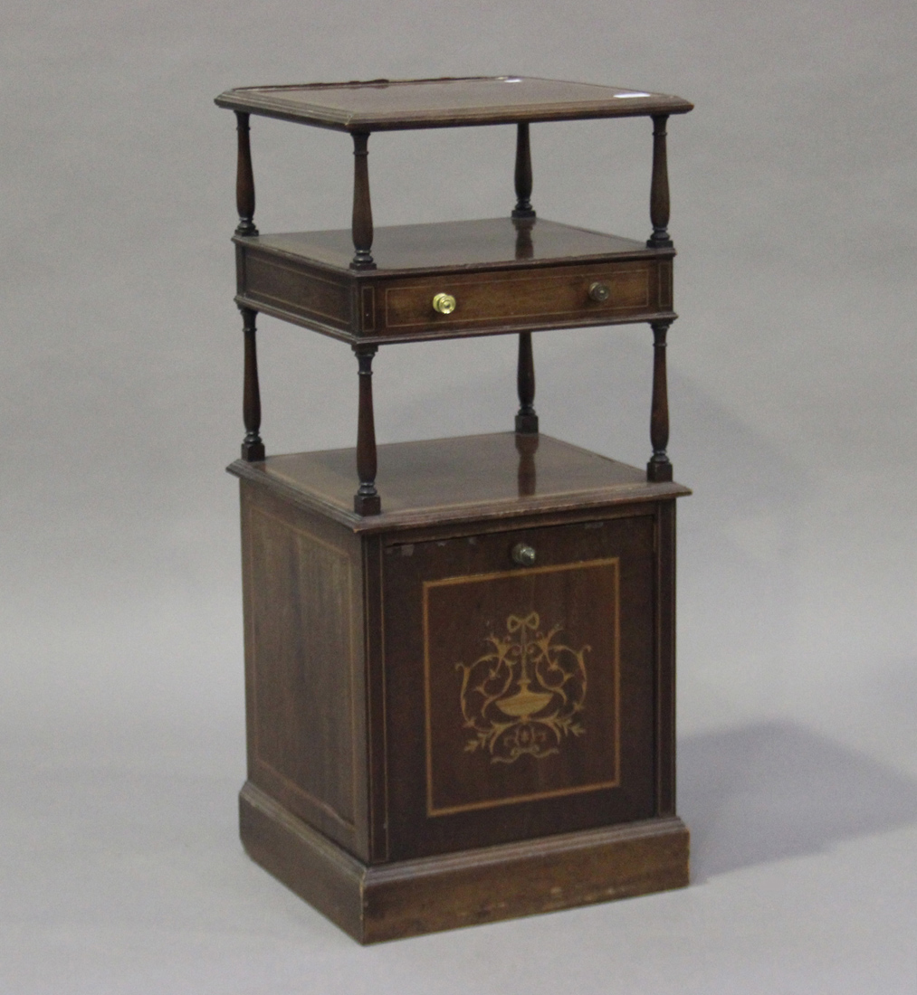 An Edwardian mahogany and satinwood crossbanded whatnot coal purdonium, the moulded top above a