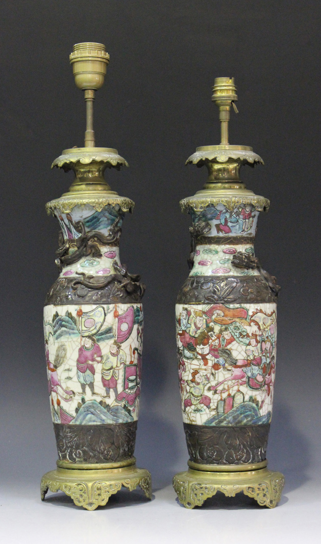 A pair of Chinese famille rose crackle glazed porcelain vases, late 19th century, with brass table - Image 6 of 6