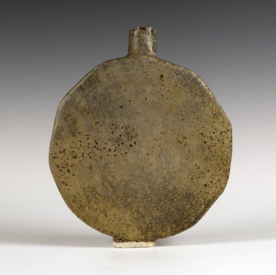 A Derek Davis studio pottery stoneware moon flask, decorated in a bluish-grey ash glaze, 1970s, - Image 2 of 3