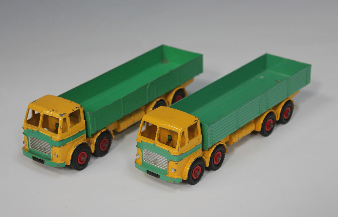 Three Dinky Supertoys No. 934 Leyland Octopus wagons, a No. 935 Leyland Octopus flat truck with - Image 4 of 4