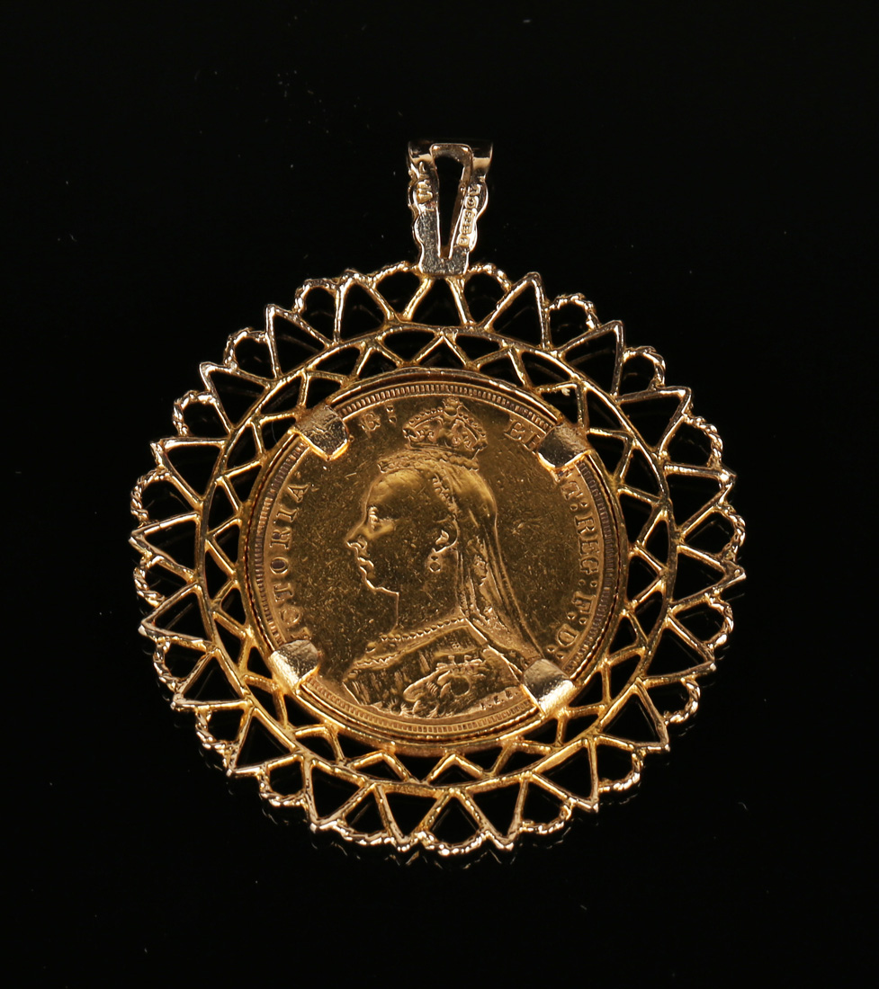 A 9ct gold pendant, mounted with a Victoria Jubilee Head sovereign 1892.Buyer’s Premium 29.4% (