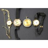 A Hamilton 9ct gold circular cased lady's wristwatch on a 9ct gold bracelet with a fold-over