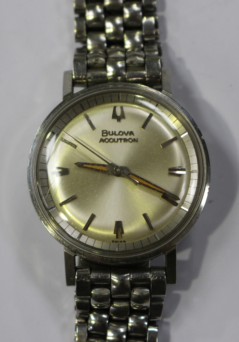 A Bulova Accutron steel circular cased gentleman's wristwatch, the signed circular silvered dial