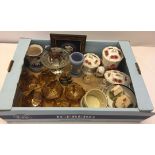 A mixed box of china & glass to include: Royal Doulton foal, Wedgwood Jasperware and Vintage