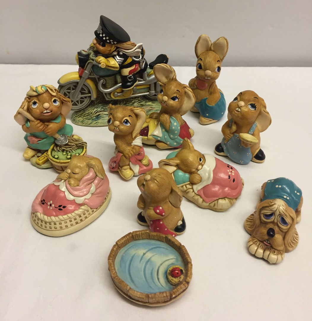 10 unboxed Pendelfin figurines: Sergeant Cuff, Pieface, Peeps, Robert Moppit, Oliver, Pooch,