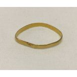 Scrap 22ct gold ring, approx weight 1.1g