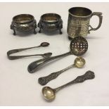 7 pieces of silver plated ware.