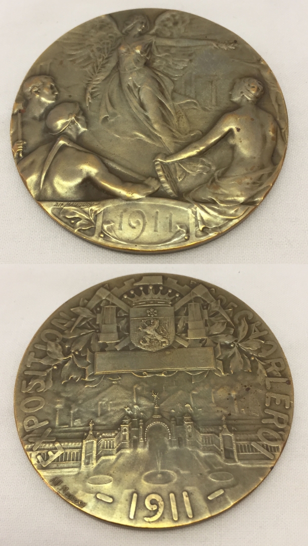 A bronze exposition medallion.