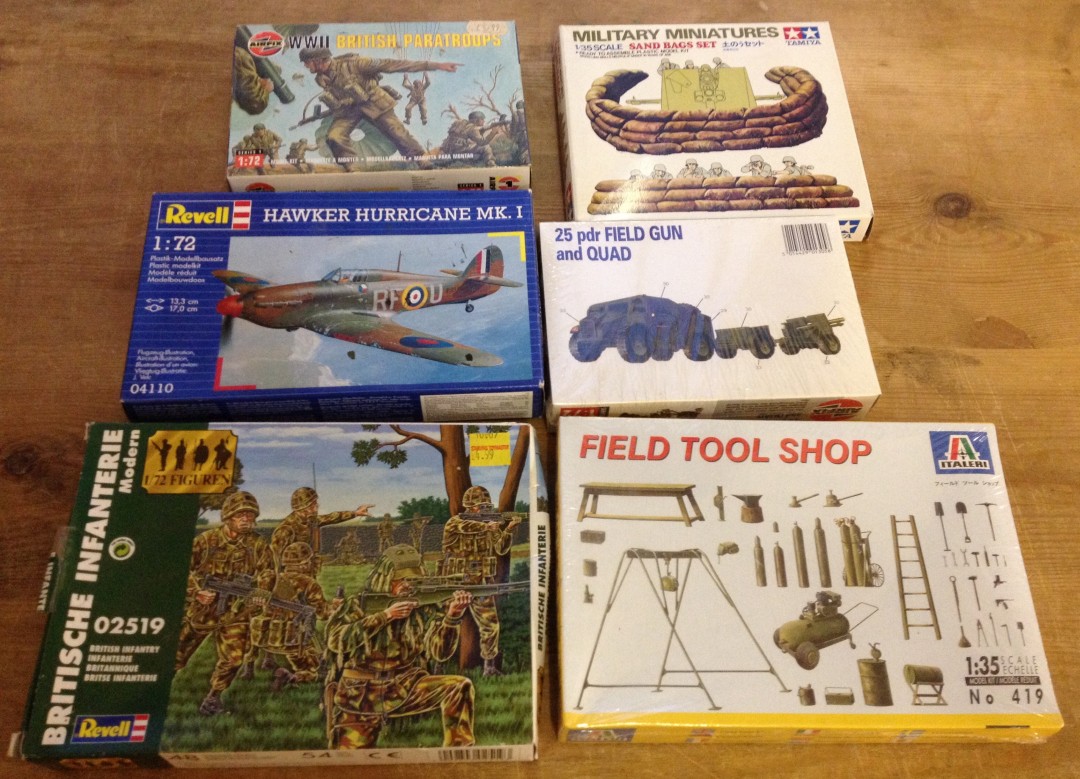 6 boxes of plastic soldiers and military kits, 2 still sealed