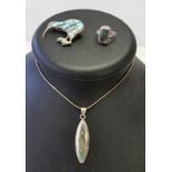 3 pieces of silver jewellery set with abalone/paua shell.