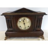 Vintage American chiming oak mantle clock.