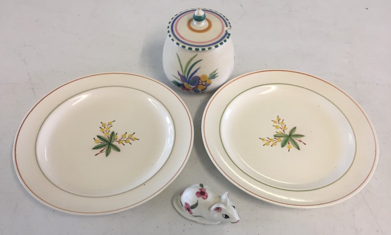 4 items of Poole pottery.