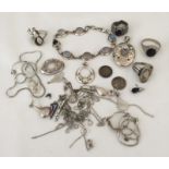 A bag of silver/white metal scrap jewellery.