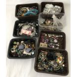 7 trays of assorted costume jewellery.
