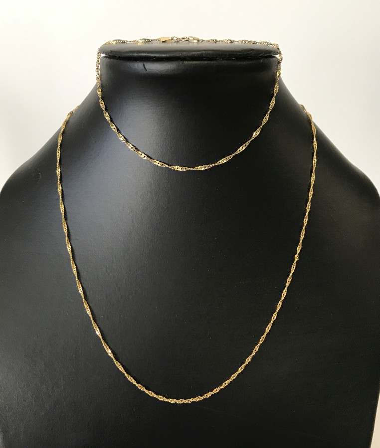 2 x 9ct gold twisted fancy link chains.