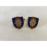 A pair of Coldstream Guards gents cufflinks.