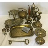 A good quantity of vintage brass and silver plated metal ware.