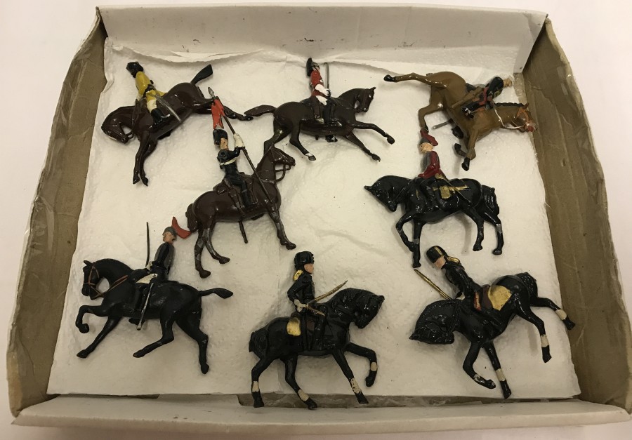 8 vintage lead Cavalry soldiers.