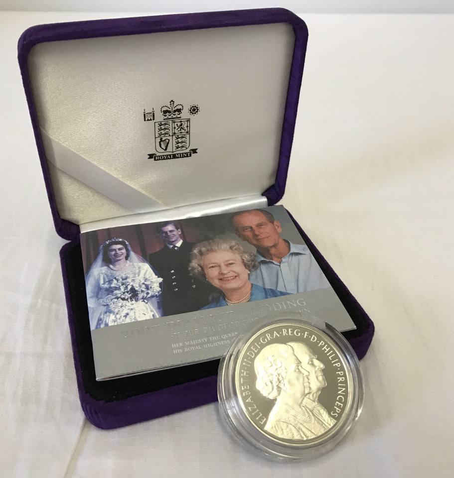 A cased 2007 Royal Diamond Wedding silver piedfort proof £5 crown.