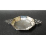 A Thomas Bradbury & Sons silver quaich, pierced handles, octagonal bowl, Sheffield 1925,