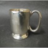 An Emile Viners silver tankard of small proportions, Sheffield 1938,