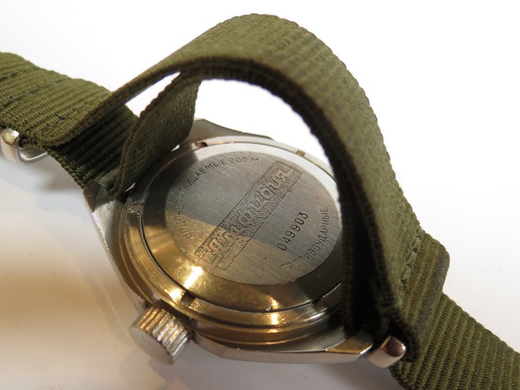 A mid 20th Century Russian automatic wristwatch with green canvas strap - Image 2 of 2