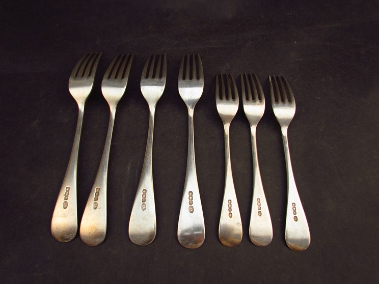 Seven John Round & Son silver forks, Sheffield 1922, monogrammed handles, - Image 2 of 3